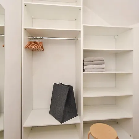 Stunning In With Sauna Feriehus Split