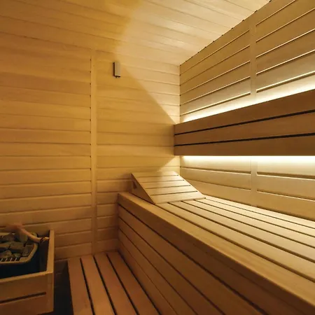 Feriehus Stunning In With Sauna *