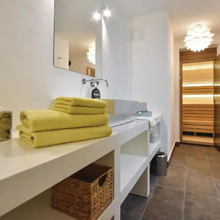 Holiday home Stunning Home In Split With Outdoor Swimming Pool